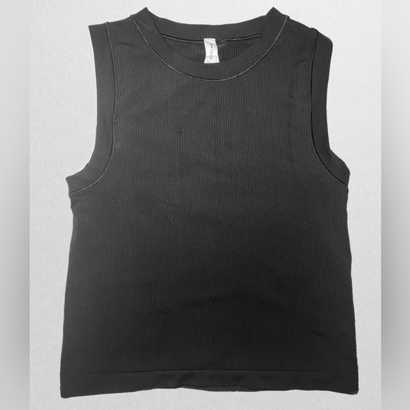 Black Ribbed Tank Top - Picture 5 of 8